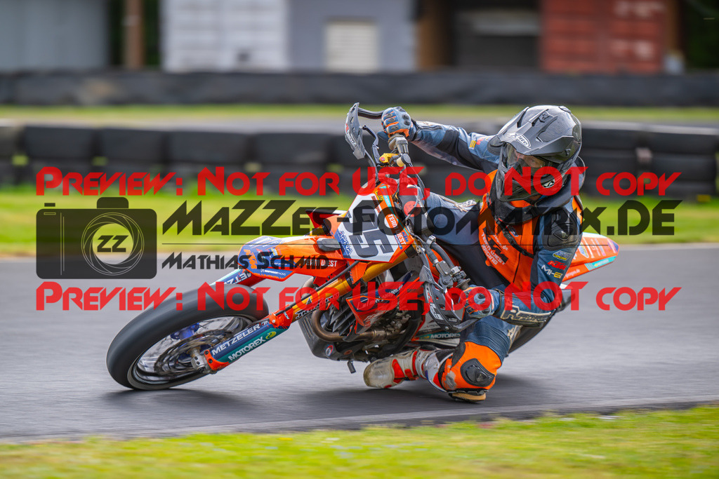 MaZZes-Fotomatrix-20260508-56501 | G4