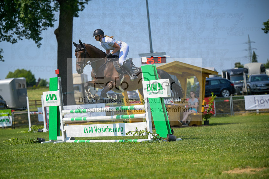 Reitturnier Voxtrup | Entdecke hochwertige Reitturnierfotos von Foto Oger. Professionell, emotional und authentisch – jetzt Lieblingsmomente im Shop bestellen.Deutschlandweite Turnierfotografie. - Realisiert mit Pictrs.com