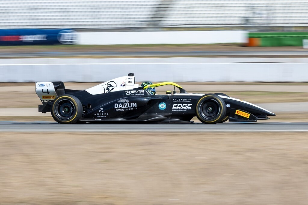 FIA Formular Regional 2026 am Hockenheimring | FIA Formular Regional 2026 am Hockenheimring***Reza Seewooruthun (Großbritiannien), Rodin Motorsport, beim freien Training - Realisiert mit Pictrs.com