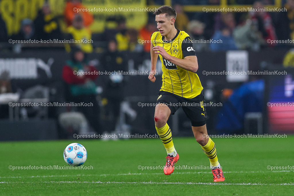 BVB15122402192 | 15.12.2024, Fußball, Borussia Dortmund - TSG 1899 Hoffenheim, 1. Fußball Bundesliga, 14. Spieltag, Signal Iduna Park, Saison 2024 2025: Nico Schlotterbeck (BVB #4)DFB regulations prohibit any use of photographs as image sequences and or quasi-video.