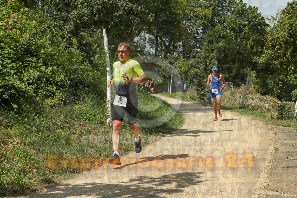 250824_1333_EX1_2820 | Sportfotografie im Rhein-Sieg Kreis, Köln, Bonn, NRW, Rheinland Pfalz, Hessen, etc. Unser Tätigkeitsfeld umfasst den Laufsport vom Volkslauf über den Marathon, Duathlon, Triathon bis zum Ultralauf wie Kölnpfad Ultra oder Schindertrail.