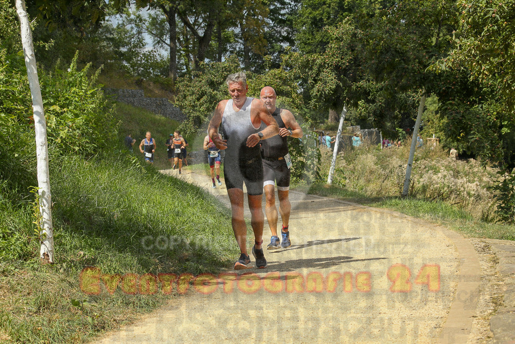 250824_1337_EX1_2998 | Sportfotografie im Rhein-Sieg Kreis, Köln, Bonn, NRW, Rheinland Pfalz, Hessen, etc. Unser Tätigkeitsfeld umfasst den Laufsport vom Volkslauf über den Marathon, Duathlon, Triathon bis zum Ultralauf wie Kölnpfad Ultra oder Schindertrail.