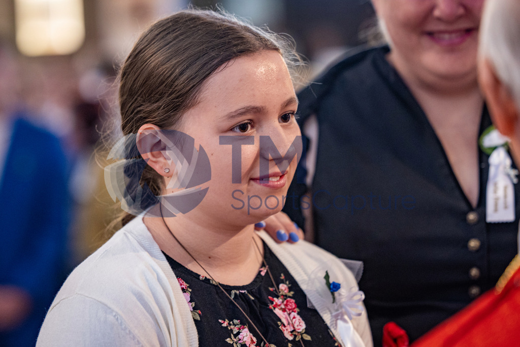 RR5M6724 | Firmung Klagenfurt-Dom 19.05.2024 8 Uhr