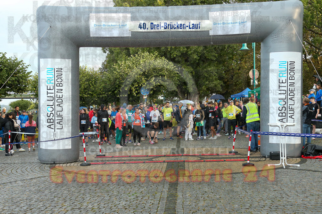 231015_0915_EX1_8352 | Sportfotografie im Rhein-Sieg Kreis, Köln, Bonn, NRW, Rheinland Pfalz, Hessen, etc. Unser Tätigkeitsfeld umfasst den Laufsport vom Volkslauf über den Marathon, Duathlon, Triathon bis zum Ultralauf wie Kölnpfad Ultra oder Schindertrail.