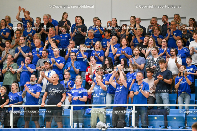 AUT, HLA, HC Linz AG vs Fivers WAT Margareten | 21.05.2024, Sporthauptschule Linz-Kleinmuenchen, AUT, HLA, HC Linz AG vs Fivers WAT Margareten, im Bild Fans - Zuschauer HC Linz AG (Linz)


// HLA, Handball Liga Austria Match between HC Linz AG vs Fivers WAT Margareten in Linz, Austria on 2024/05/21