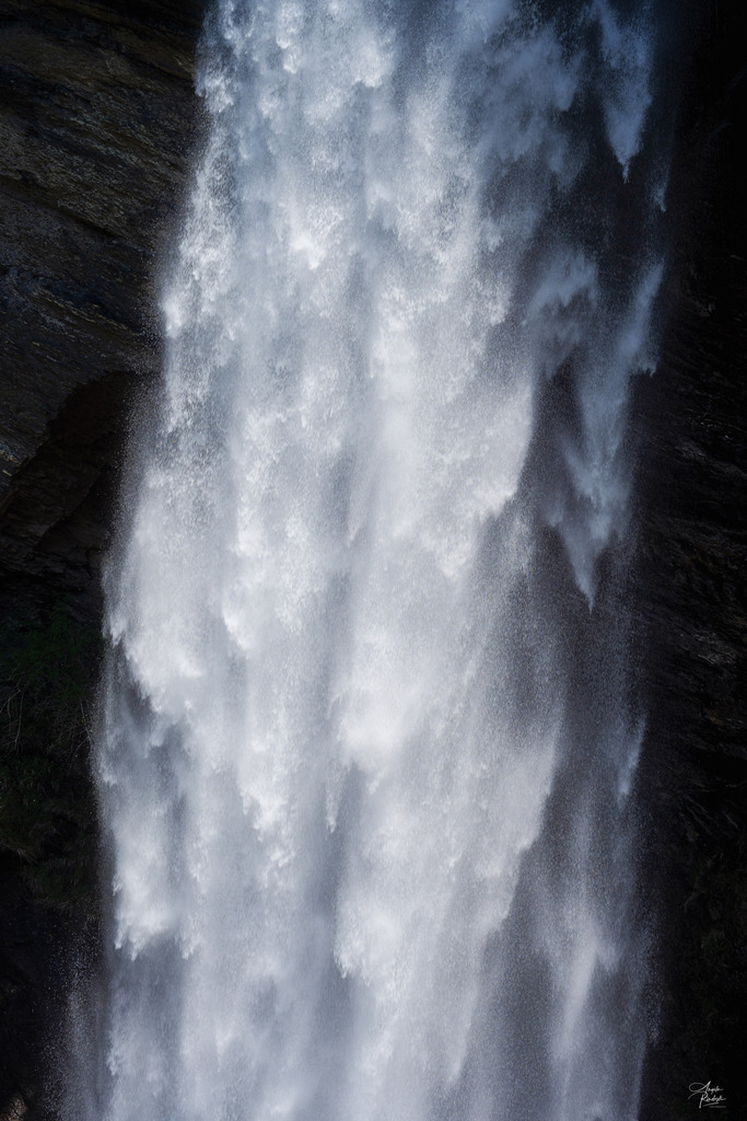 Fallstrukturen | Berschisfall in Berschis, GL - Realisiert mit Pictrs.com