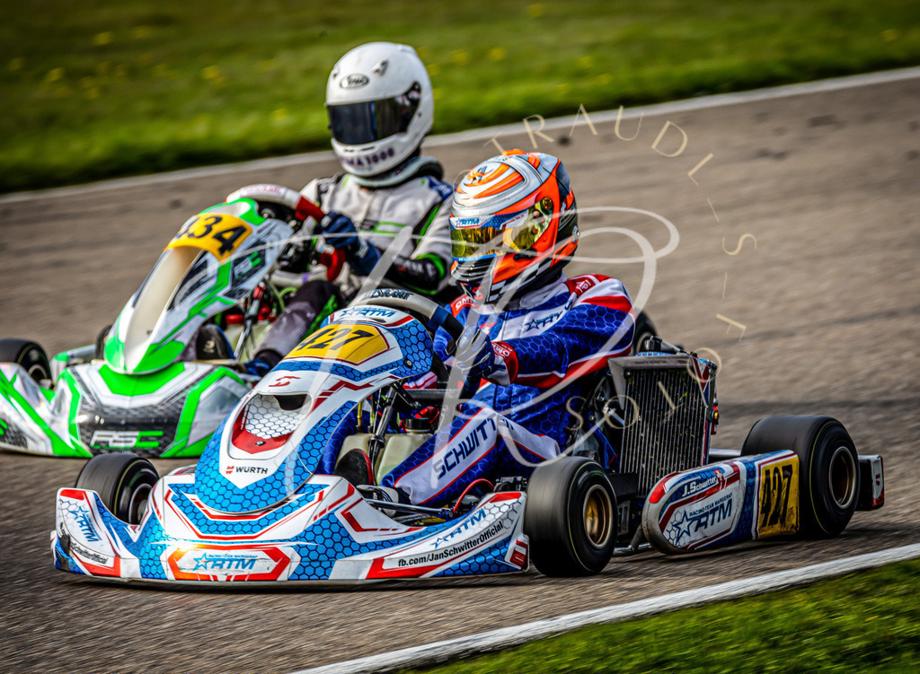 8F3AF6BC-BD32-40FA-B295-19E5C36A9D60 | traudl_s_fotos