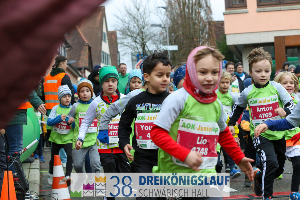400m AOK Junior Cup | 3 Koenigslauf 2024 400m AOK Junior Cup - Realisiert mit Pictrs.com