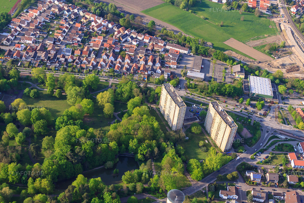 Luftbild: Dorschbergstr in Wörth am Rhein im Bundesland Rheinland-Pfalz in Deutschland. Foto: IMG_26828.jpg vom 28.04.2010 durch Werner Riehm/FLY-FOTO.de