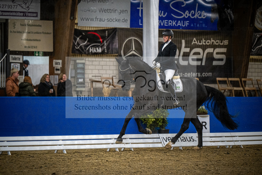 DOS_0543 | Entdecke hochwertige Reitturnierfotos von Foto Oger. Professionell, emotional und authentisch – jetzt Lieblingsmomente im Shop bestellen.Deutschlandweite Turnierfotografie. - Realisiert mit Pictrs.com