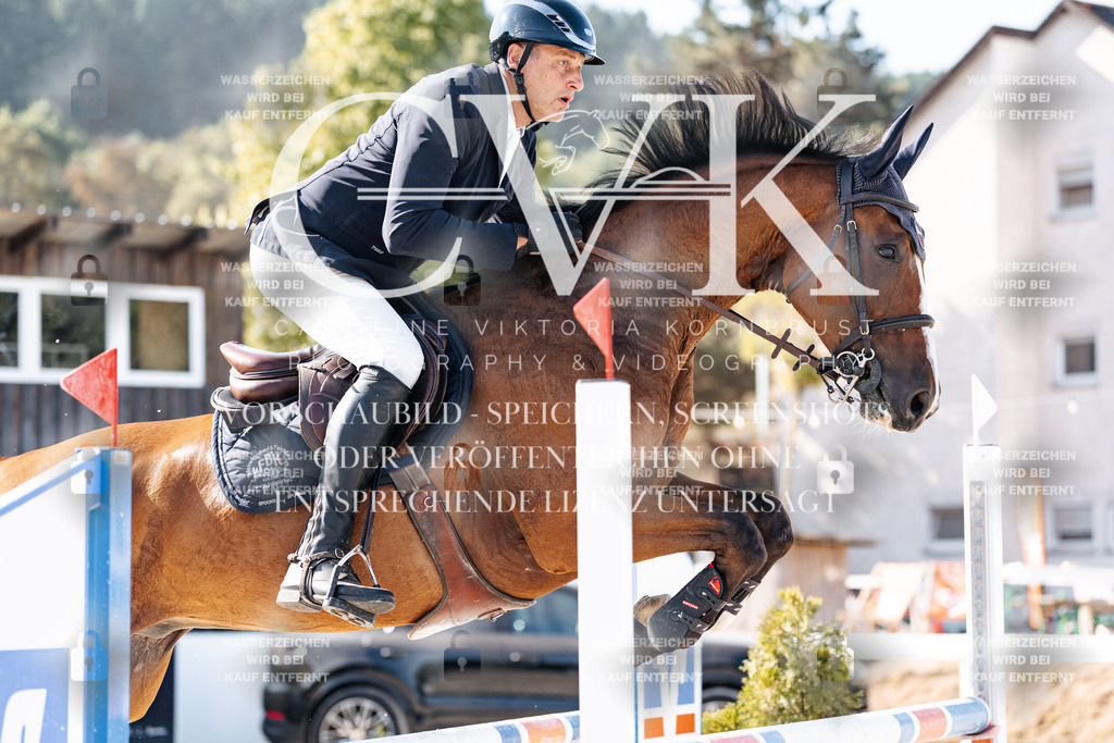 CK904729 | Turnierfotografie Pferdefotografie Trier Rheinland-Pfalz Pferdesport Reitsport Tierfotografie Sportfotografie Pferdevideo Pferdevideografie Equestrianvideography equestrianphotography  - Realisiert mit Pictrs.com