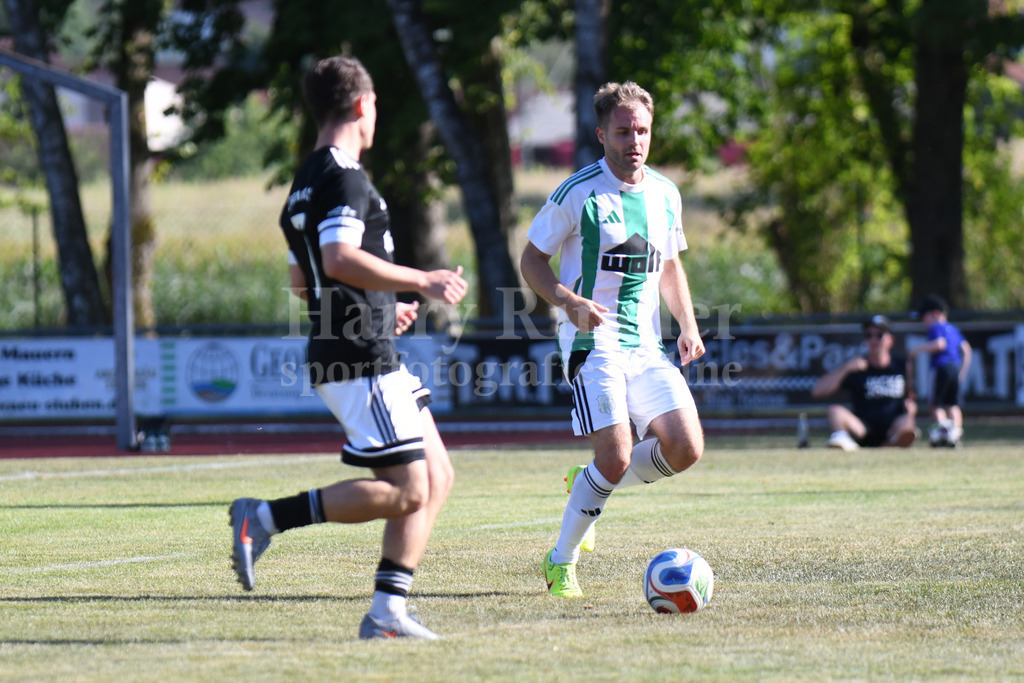 SpVgg Osterhofen : TSV-DJK Oberdiendorf | SpVgg Osterhofen - Realisiert mit Pictrs.com
