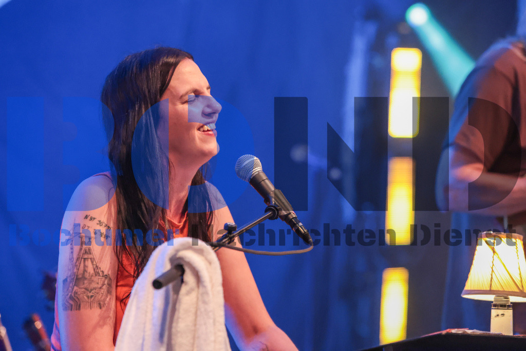 SES_BTFEUE20250704-23 | bond - Realisiert mit Pictrs.com