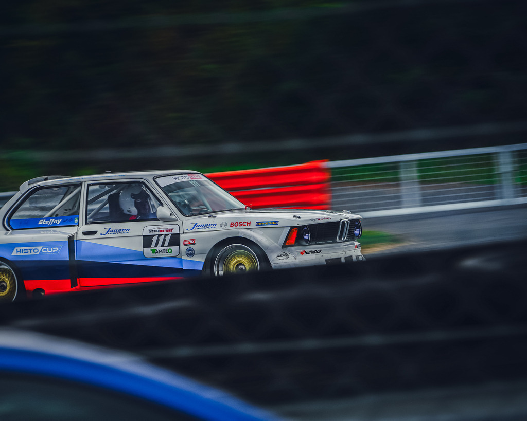 DSC03896 | Exklusive Motorsport-Fotografie aus Leipzig von TXO Media – für Rennfahrer, Teams & Sponsoren. Sausemuth liefert starke Bilder, die Emotion zeigen. Jetzt buchen & glänzen! - Realisiert mit Pictrs.com