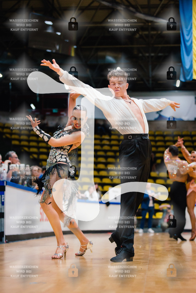 Hessen Tanzt WDSF Open Youth Latin 11th (40) Valeriy Koychev _ Ivana Kirova (Bulgaria)-2025-05-17-2497 | Webshop for digital downloads and prints of dance sport, event & show photographer Julian Link - Realisiert mit Pictrs.com