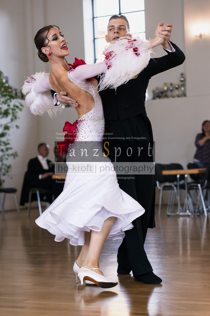 20240525_RL-HGR-Std_6297 | Tanzsportbilder, Standardtanz, Lateintanz, WDSF, DTV, LTVB, dancecomp, goc, hessen tanzt, blaues band der spree, walzer, tango, wiener walzer, slowfox, quickstepp, samba, rumba, cha-cha-cha, paso doble. jive, hd-kroft photography, turniertanzsport