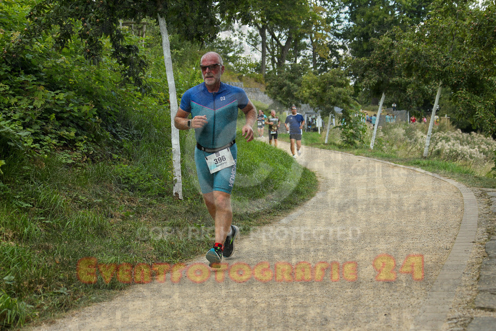 250824_1357_EX1_4427 | Sportfotografie im Rhein-Sieg Kreis, Köln, Bonn, NRW, Rheinland Pfalz, Hessen, etc. Unser Tätigkeitsfeld umfasst den Laufsport vom Volkslauf über den Marathon, Duathlon, Triathon bis zum Ultralauf wie Kölnpfad Ultra oder Schindertrail.