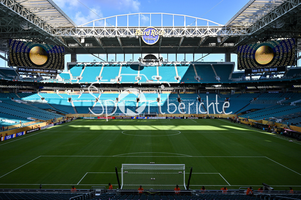 Inter Miami CF - Palmeiras Sao Paulo | Ein Blick in das Hard Rock Stadium von Miami - Florida / Symbolbild / Stadionfoto / Stadionbild / Stadion / Arena / FIFA Club World Cup: Inter Miami CF - Palmeiras Sao Paulo, Hard Rock Stadium am 23.06.2025 / NOT FOR SALE IN USA