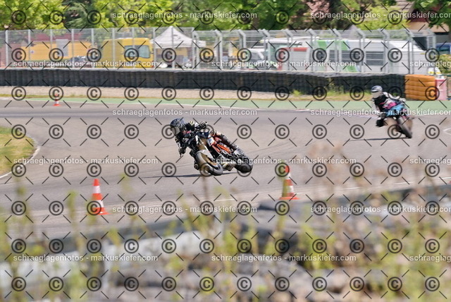 26bt05-1908 | markuskiefer.com - Realisiert mit Pictrs.com