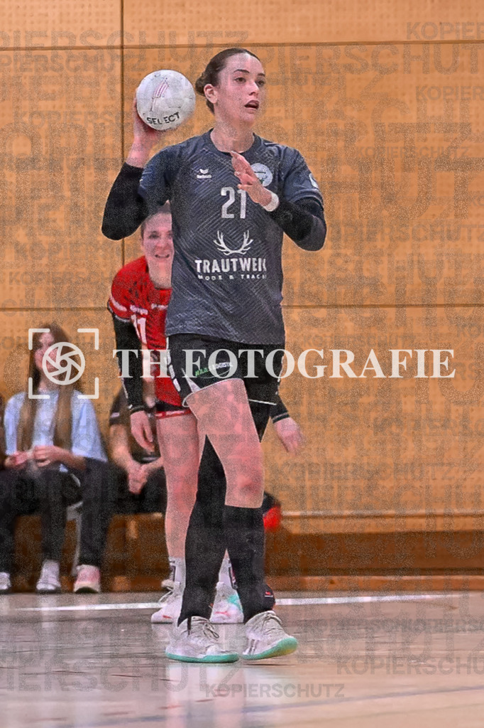 GER, SG Maulburg/Steinen - HB Kinzigtal, Handball, Suedbadenliga, 22. Spieltag, Saison 2023/2024, 27.04.2024 | Vanessa Haas (HB Kinzigtal, #21)

GER, SG Maulburg/Steinen - HB Kinzigtal, Handball, Suedbadenliga, 22. Spieltag, Saison 2023/2024, 27.04.2024

Foto: TH Fotografie/Thomas Hess