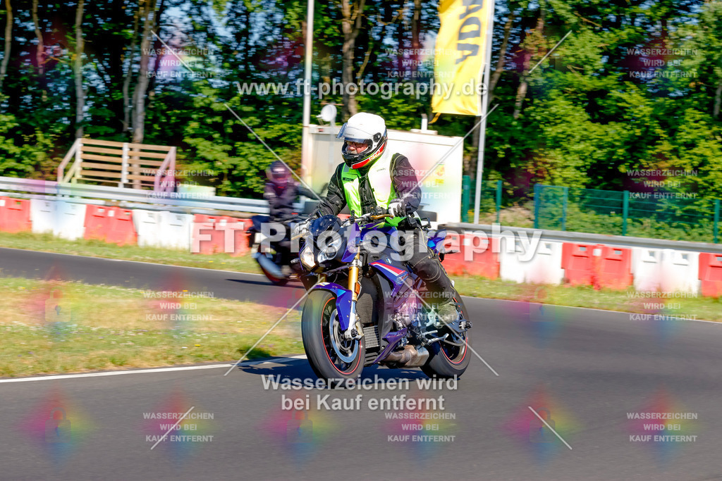 _MOT8917 | Hier findet Ihr Bilder von Touristenfahrten auf der Nürburgring Nordschleife oder von anderen Veranstaltungen die ich besucht habe. Viel Spass beim Durch Schauen 