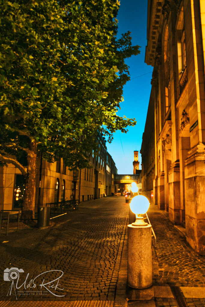 Blick_auf_das_rathausH | Entdecken Sie Fotografie aus Leidenschaft: Auftragsfotografie, HD-Fotos, Geschenkartikel aus Ihren Bildern und vieles mehr. Beauftragen Sie uns für besondere Momente!