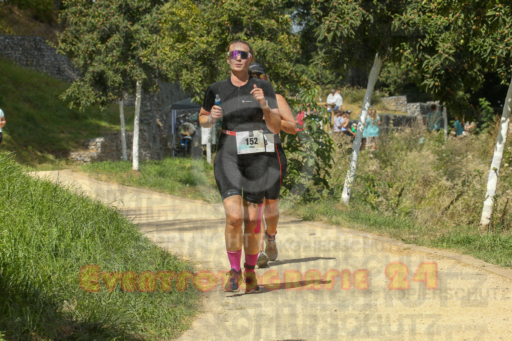 250824_1246_EX1_0484 | Sportfotografie im Rhein-Sieg Kreis, Köln, Bonn, NRW, Rheinland Pfalz, Hessen, etc. Unser Tätigkeitsfeld umfasst den Laufsport vom Volkslauf über den Marathon, Duathlon, Triathon bis zum Ultralauf wie Kölnpfad Ultra oder Schindertrail.
