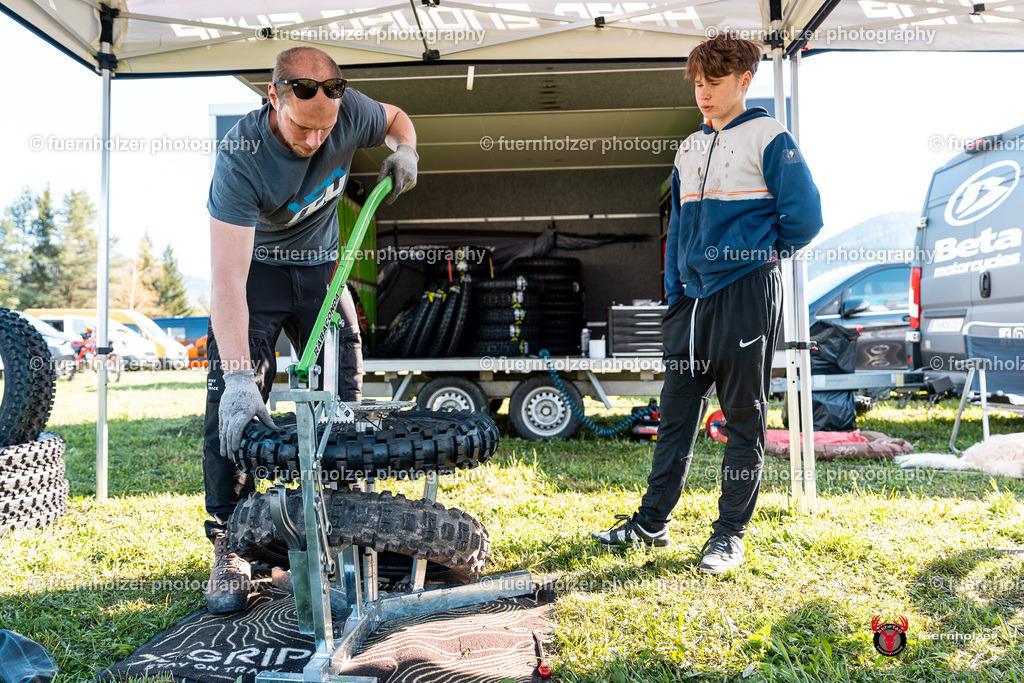 fuernholzer_250501-C1-26 | Fotografische Impressionen von der Red Stag Enduro Extreme by fuernholzer-photography.com. Endurosport in Österreich fotografisch festgehalten von fuernholzer. Auftragsfotografie für Private, Gewerbefotos und Industriefotografie. Eventfotografie, Sportfotografie und Motorsportfotografie. Anbieter von Fotoworkshops, Fototraining, fotografischen Vorträgen und Fotoseminaren.