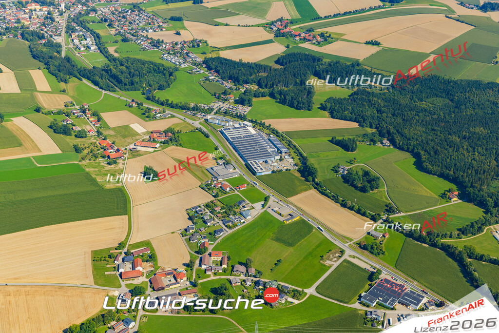 Luftaufnahme  Weierfing  Aurolzmünster Das Luftbild wurde 2025 vom UL-Flugzeug heraus erstellt ( keine Drohne ) - Hochauflösende Luftaufnahme -Nicht vergleichbar mit Google Maps oder Satelittenbilder- Die Geschenkidee !Mit Lizenz und Bildrechte bestellbar