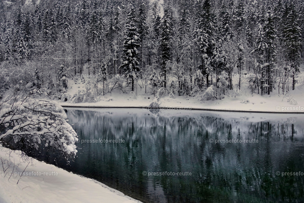 welltvi-Winterbilder-Plansee-19122017_DSC2961 | Info aus dem Bezirk Reutte/Ausserfern Tirol sowie eine umfangreiche Bilddatenbank über die gesamte Region: Lechtal, Talkessel Reutte, Tannheimertal, Zwischentoren. Lech, Plansee, Zugspitze, Grenztunnel, B179, Fernpassstraße, Verkehr, Lawinen, Tradition, - Realisiert mit Pictrs.com