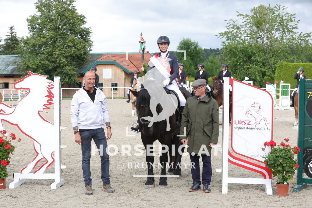 0P6A9401 | Willkommen bei Brunnmayr - Design & Fotografie – Ihrem Spezialisten für Reitturniere und Pferdeveranstaltungen in Oberösterreich, Salzburg und Bayern! Seit über 17 Jahren sind wir leidenschaftlich dabei.
