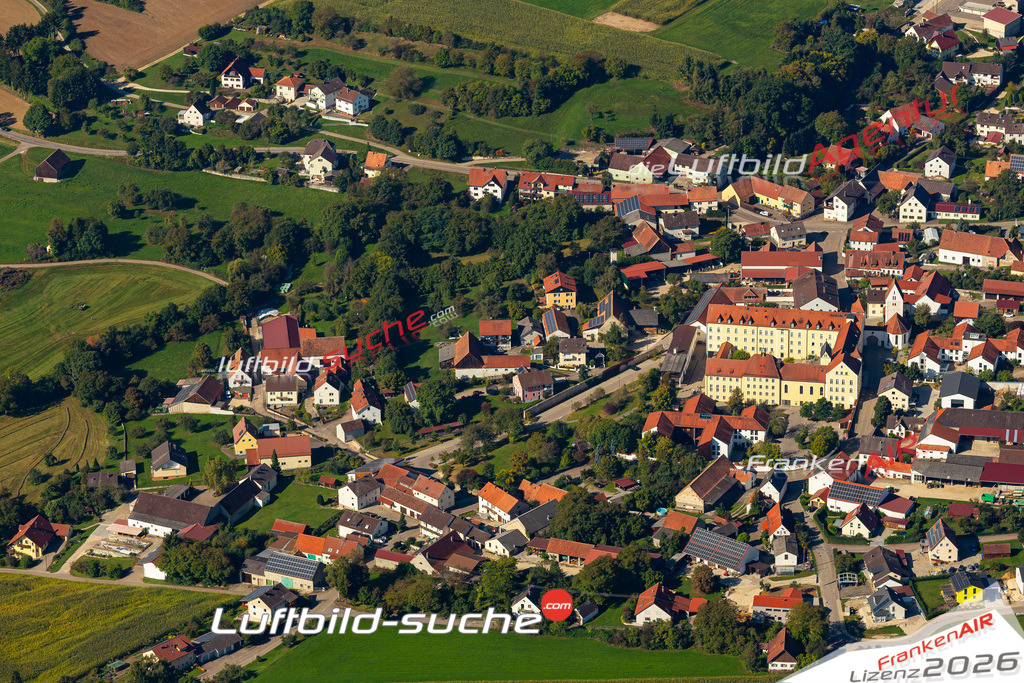 Aktuelles Luftbild von Schweinspoint Marxheim Kauf mit Lizenz / Bildrechten möglich- Die Luftaufnahme wurde 2021 mittels UL-Flugzeug erstellt ( keine Drohne ) - hochauflösende Kamera-Systeme von  Canon -Beste Qualität - Für grossformatige Ausdrucke geeignet. Die Geschenkidee !
