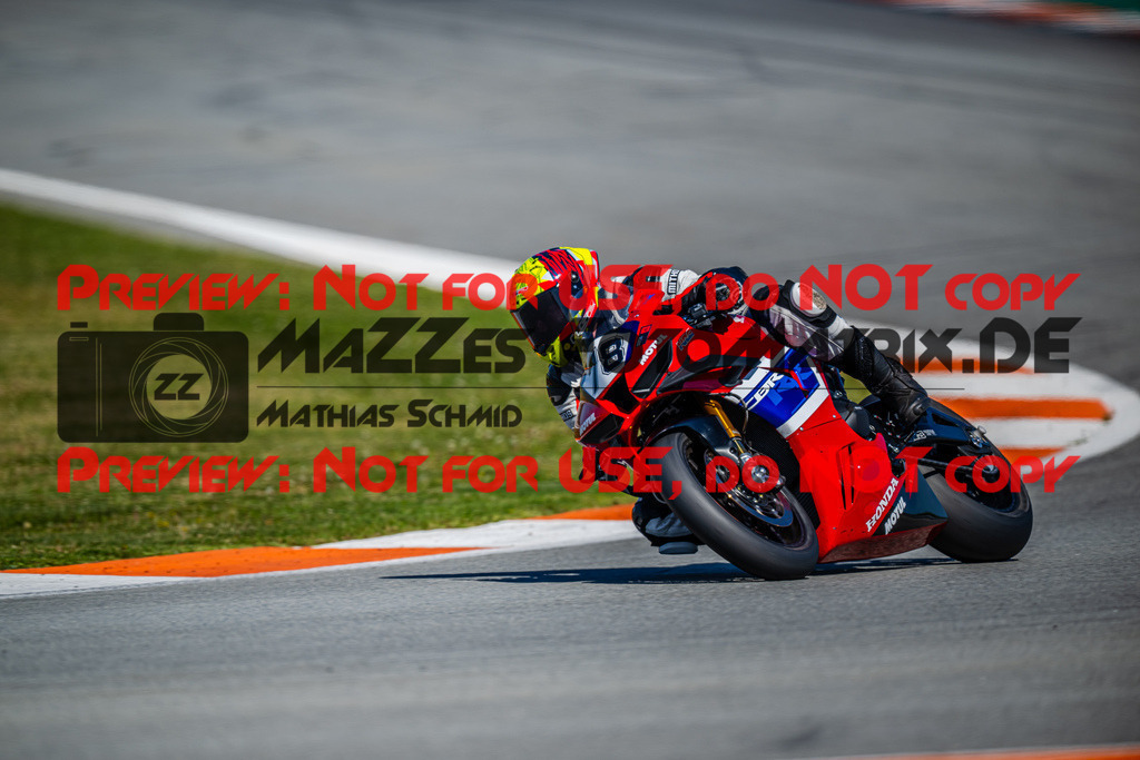 MaZZes_Fotomatrix_20260328_6007705_9915 | PC