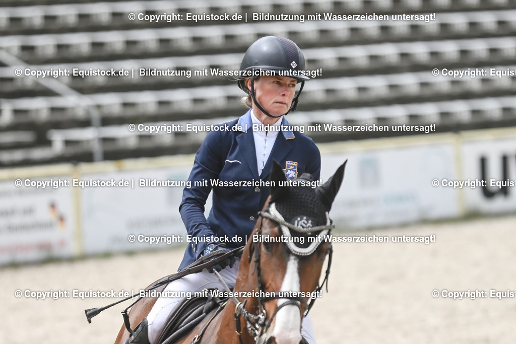 20230514_CCI4_Springen_0015 | equistock