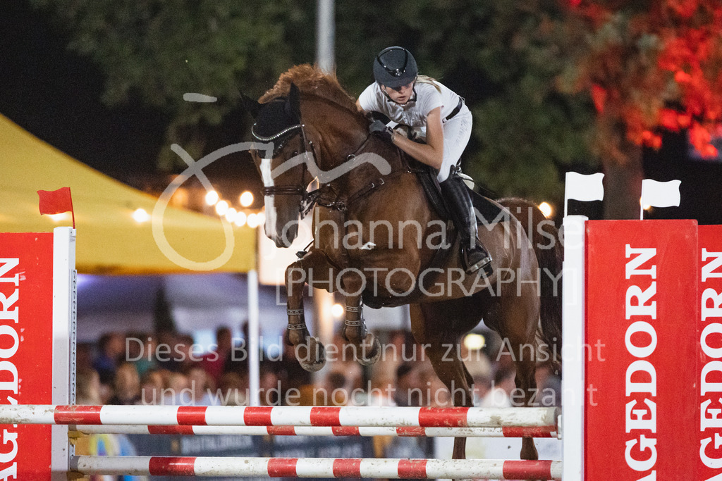 220825_Delbrueck_A1-Mannschaft-430 | Deine schönsten Turniermomente als professionelle Fotos! Entdecke hochwertige Pferdesport-Fotografie im Online-Shop. Jetzt Fotos finden & bestellen!