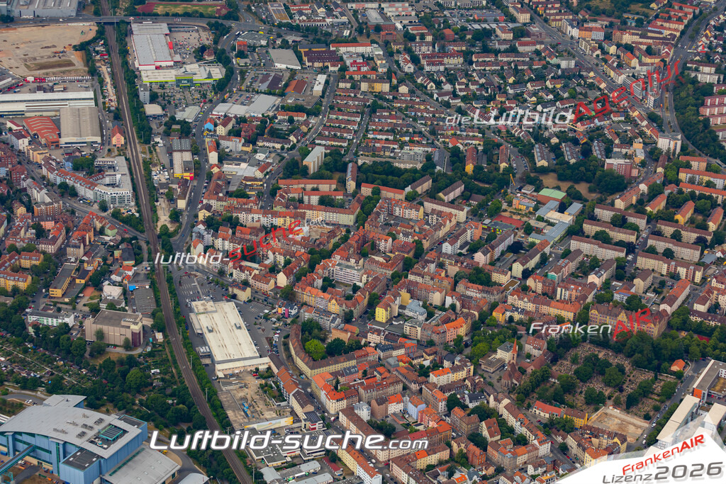 aktuelles Luftbild von St-leonhard  Nuernberg - Luftaufnahme wurde 2019 von https://frankenair.de mittels Flugzeug (keine Drohne) erstellt.