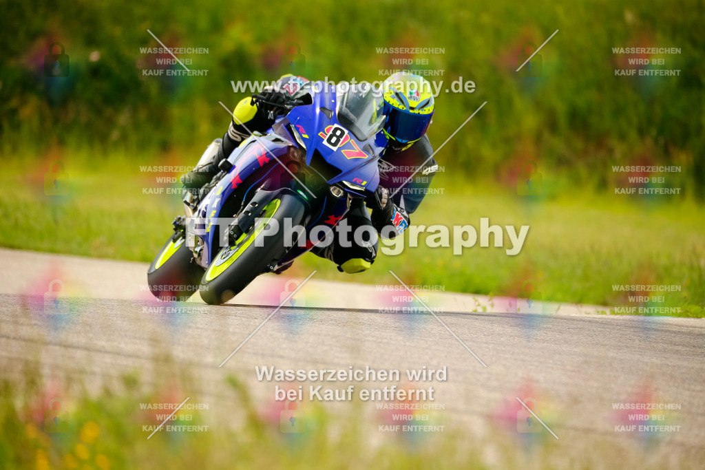 _MOT1201 | Hier findet Ihr Bilder von Touristenfahrten auf der Nürburgring Nordschleife oder von anderen Veranstaltungen die ich besucht habe. Viel Spass beim Durch Schauen 