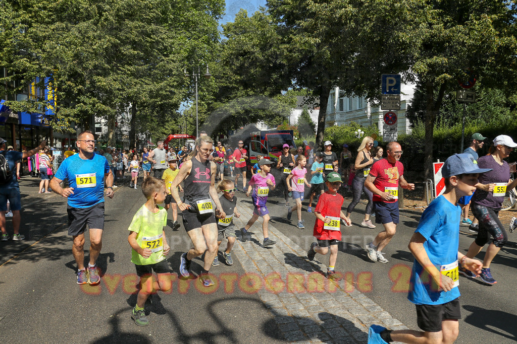 250621_1025_EX1_1882 | Sportfotografie im Rhein-Sieg Kreis, Köln, Bonn, NRW, Rheinland Pfalz, Hessen, etc. Unser Tätigkeitsfeld umfasst den Laufsport vom Volkslauf über den Marathon, Duathlon, Triathon bis zum Ultralauf wie Kölnpfad Ultra oder Schindertrail.