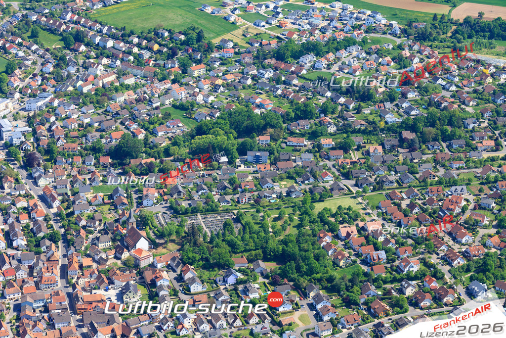 Das Luftbild der Stadt Bischberg wurde 2018 vom Flugzeug heraus erstellt (keine Drohne) Aufnahmehöhe ca.400 Meter- hohe Auflösung für beste Druck-Qualität