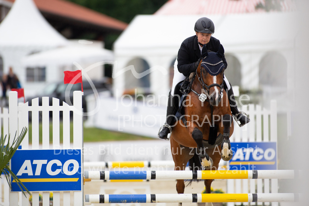 230729_BHO_Stil-A2_2_FS002 | Deine schönsten Turniermomente als professionelle Fotos! Entdecke hochwertige Pferdesport-Fotografie im Online-Shop. Jetzt Fotos finden & bestellen!