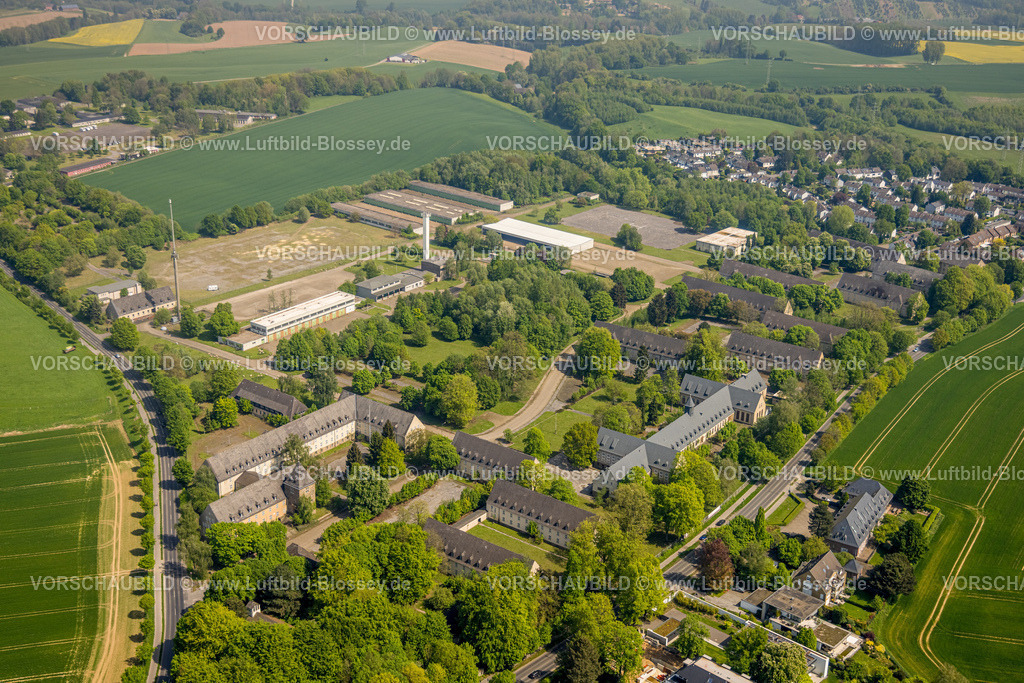 Duesseldorf240501084 | Luftbild, Kaserne der Bundeswehr Bergische Kaserne, Knittkuhler Straße, Hubbelrath, Düsseldorf, Rheinland, Nordrhein-Westfalen, Deutschland