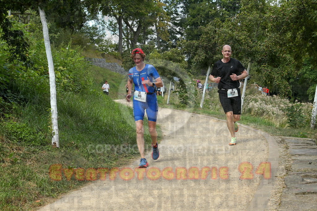 250824_1252_EX1_0806 | Sportfotografie im Rhein-Sieg Kreis, Köln, Bonn, NRW, Rheinland Pfalz, Hessen, etc. Unser Tätigkeitsfeld umfasst den Laufsport vom Volkslauf über den Marathon, Duathlon, Triathon bis zum Ultralauf wie Kölnpfad Ultra oder Schindertrail.