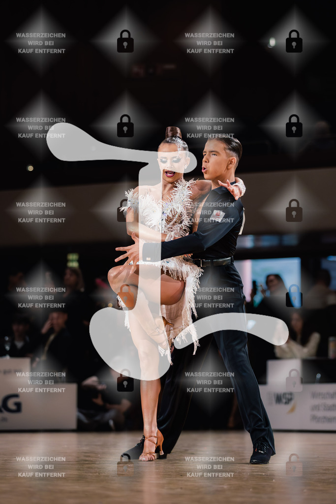 Goldstadtpokal 2025 - WDSF Open Latin Youth 2nd (72) Ivan Smekalkin _ Yeva Liermontova (Schwarz Weiß Club Pforzheim)-2025-01-25-7043 | Webshop for digital downloads and prints of dance sport, event & show photographer Julian Link - Realisiert mit Pictrs.com