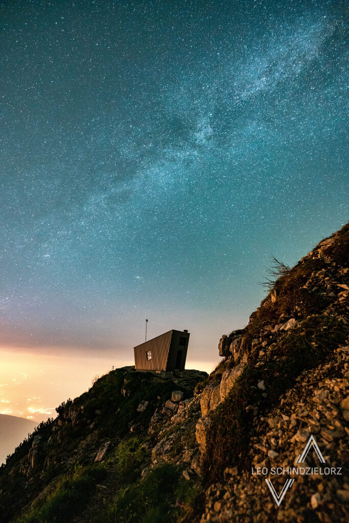 Fotografie_Leo_Schindzielorz_IT_Sommer_Trentino-Suedtirol_Vigolana_20220528_A7R03155_org | Atmosphärische Landschaftsbilder & Drohnenaufnahmen aus dem Allgäu, Tirol, Südtirol & der Schweiz – ideal für Leinwanddrucke & zur stilvollen Raumgestaltung. - Realisiert mit Pictrs.com