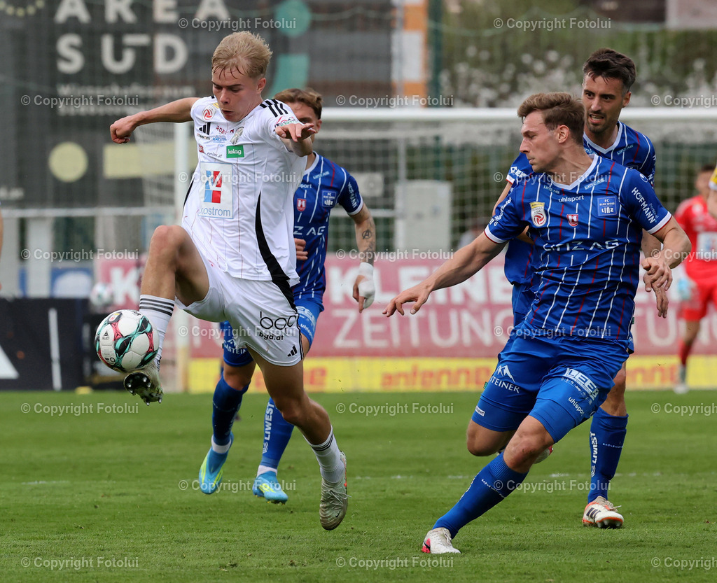 A_LUI_18042026____06 | ADMIRAL BUNDESLIGA RZ PELLETS WAC-BLAU WEISS LINZ 18.04.2026 IM BILD : ERIK KOJZEK  (WAC) UND MANUEL MIRANDA (BLAU WEISS) FOTO:FOTOLUI/MW
