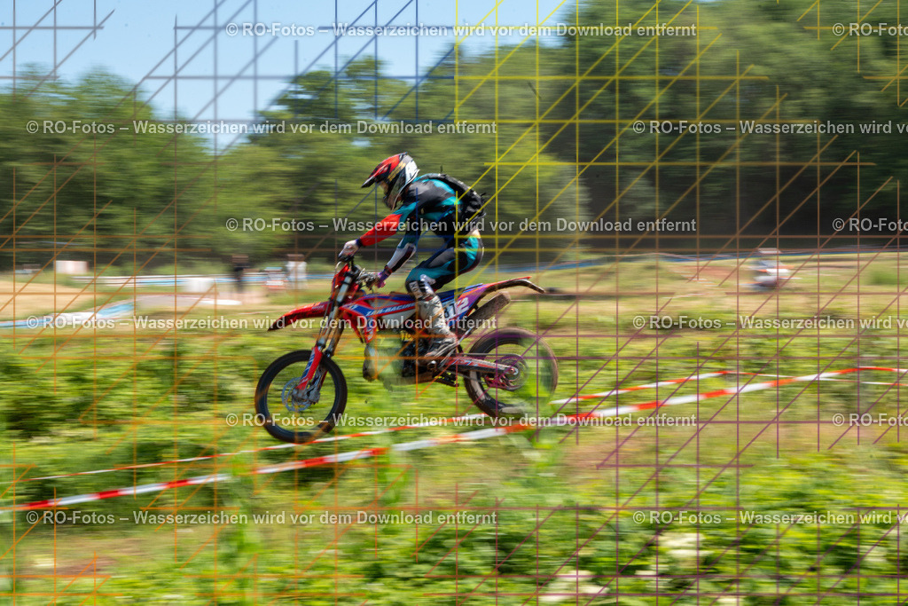 1 Lauf Schlüchtern IGE 2026-256 | Sportfotografie von RO-Fotos: Motorsport, Motocross, Enduro, Laufveranstaltungen und Triathlon. Professionelle Fotos von Sportlern und Events. - Realisiert mit Pictrs.com