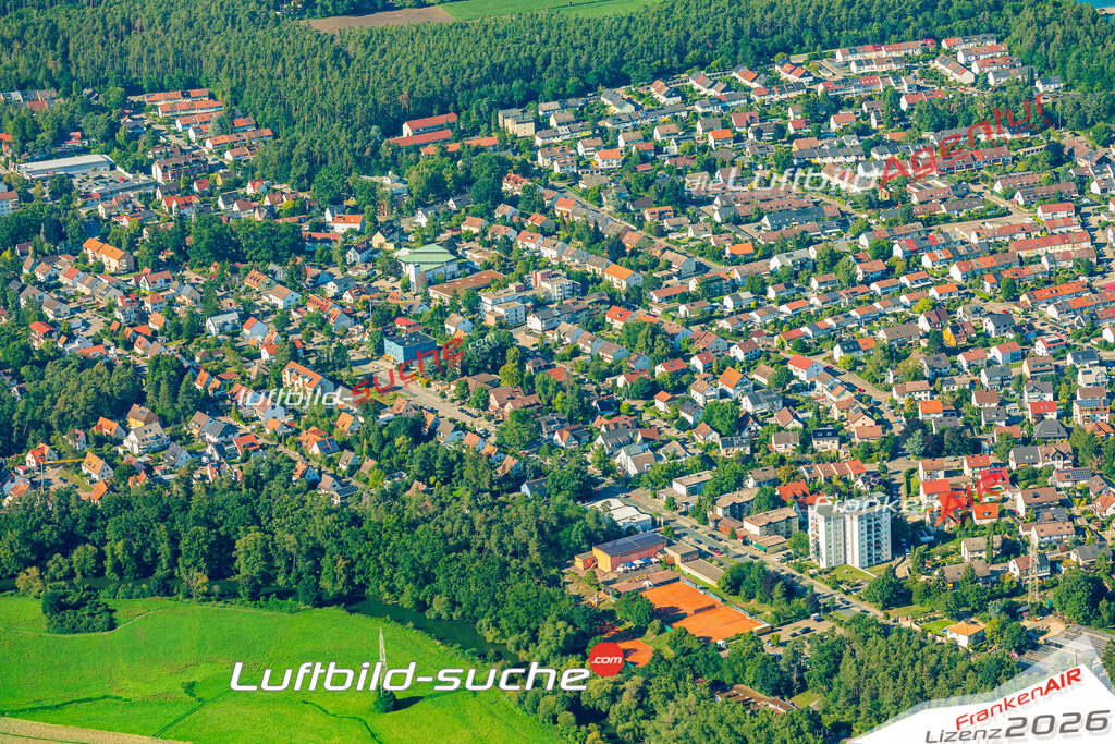 Schrägluftbild  Katzwang  Nürnberg - Das Luftbild wurde 2025 vom UL-Flugzeug heraus erstellt ( keine Drohne ) - Hochauflösende Luftaufnahme -Nicht vergleichbar mit Google Maps oder Satelittenbilder- Die Geschenkidee !Mit Lizenz und Bildrechte bestellbar