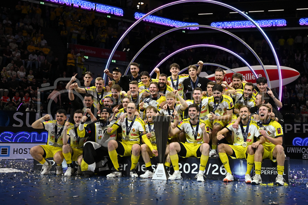 Zug United - HC Rychenberg - 25. April 2026 | Der HCR ist zum ersten Mal Schweizer Meister am L-UPL Superfinal-Spiel zwischen Zug United und HC Rychenberg am 25. April 2026 in der BCF Arena, Fribourg, Schweiz.Bild: Sportfotografie Markus Aeschimann | www.markus-aeschimann.ch - Realisiert mit Pictrs.com
