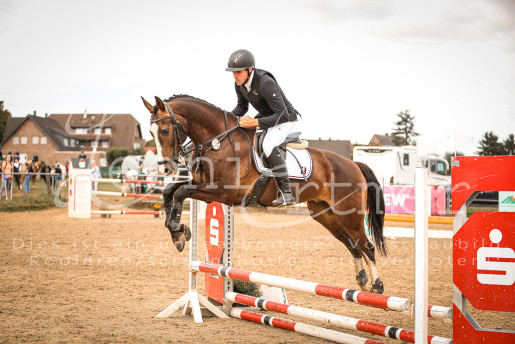 06.SoSpWB00393 | Leoni Ertmer Photography - Realisiert mit Pictrs.com