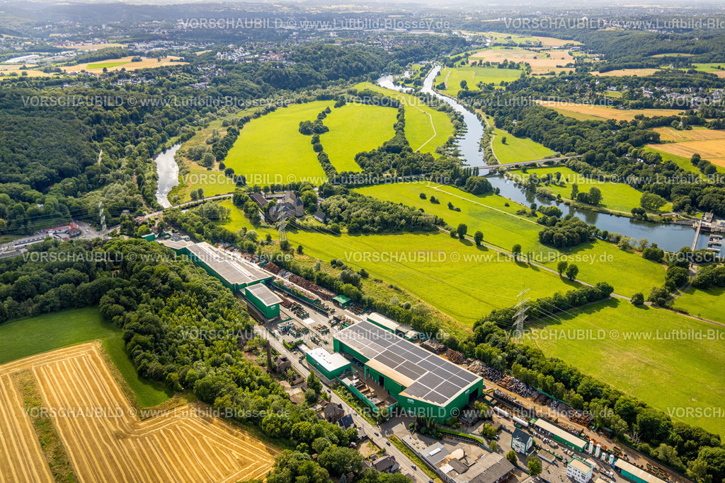 Witten230701694 | Luftbild, Alte Ruhr Katzenstein, Grüne Wiesen und Felder am Fluss Ruhr und Ruhraue, Wasserburg Kemnade mit Ruhrbrücke Kemnade, Bötzel Schrotthändler Wittener Straße und gegenüber die ehem. Ziegelei Herbede, Blankenstein, Hattingen, Ruhrgebiet, Nordrhein-Westfalen, Deutschland